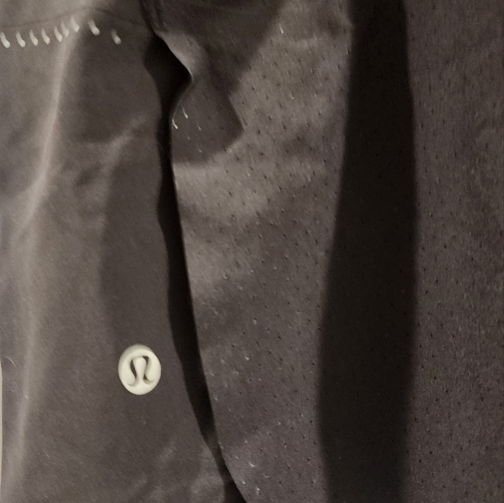 lululemon athletica Women's Charcoal Tank Top - Picture 4 of 4